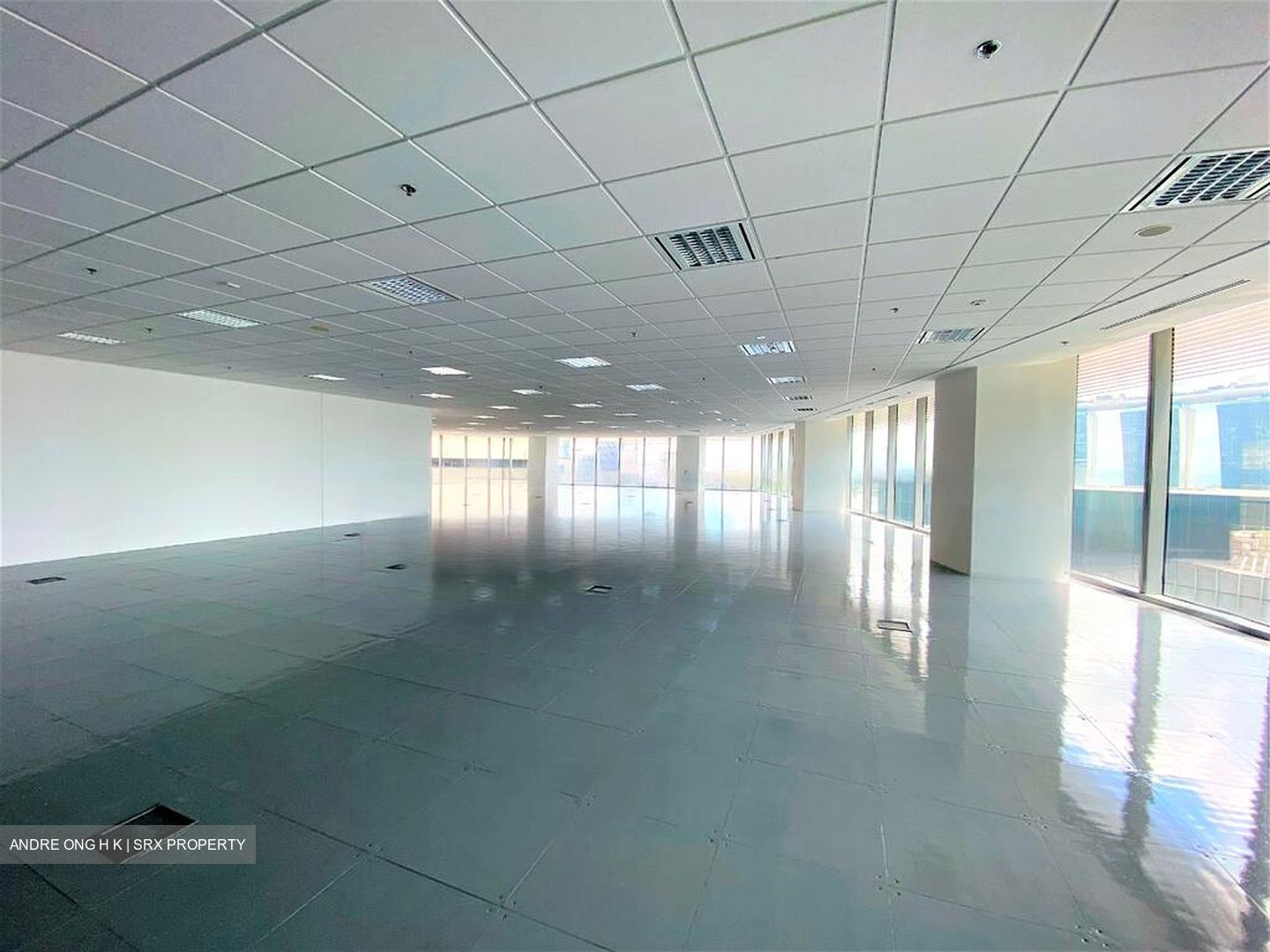 Ocean Financial Centre (D1), Office #451103561